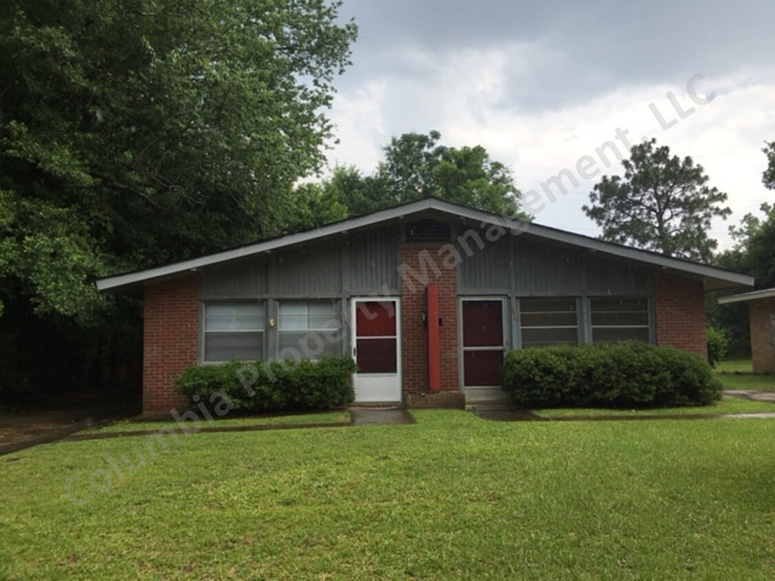 Primary Photo - 2918 Montgomery Ave