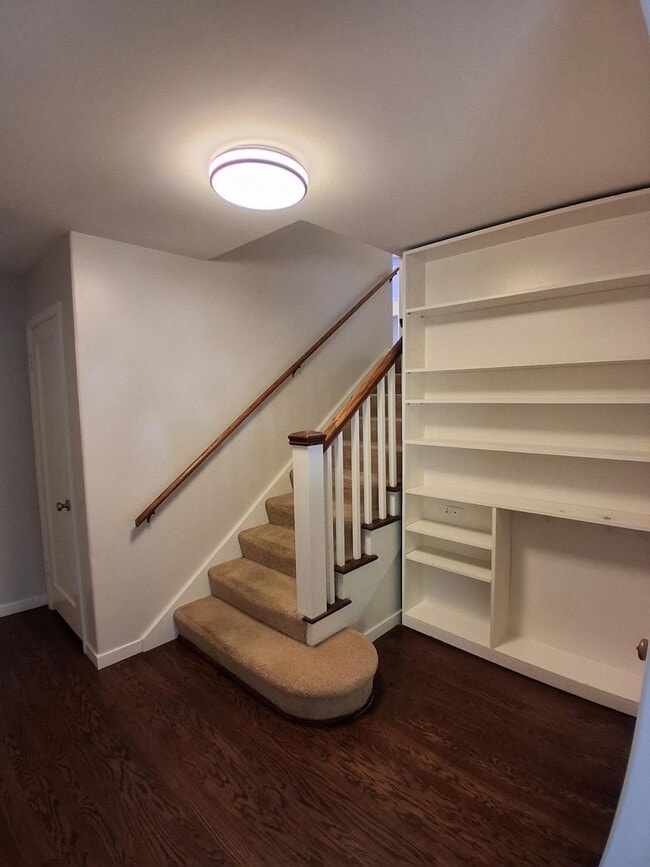 Foto del edificio - 1044-1048 Marcussen Drive