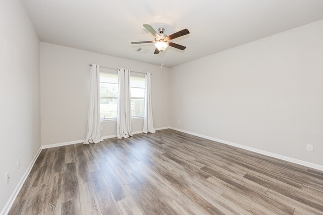 Foto del edificio - 4635 Mendocino Way