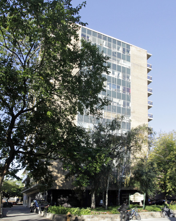 Building Photo - Sherwood Tower