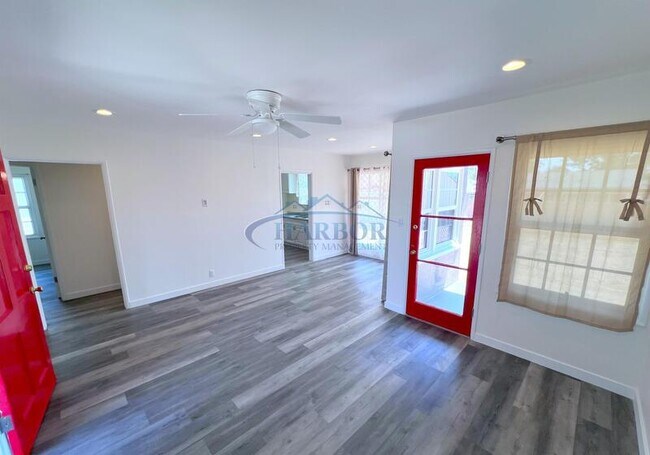 Foto del edificio - 13118 Budlong Ave