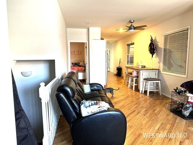 Foto del edificio - 3936 N Ashland Ave