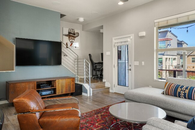 Building Photo - 9064 E 49th Pl