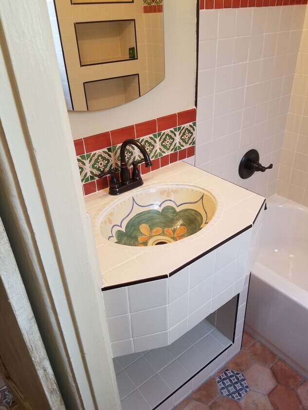 Primary Photo - 783 N Indian Canyon Dr