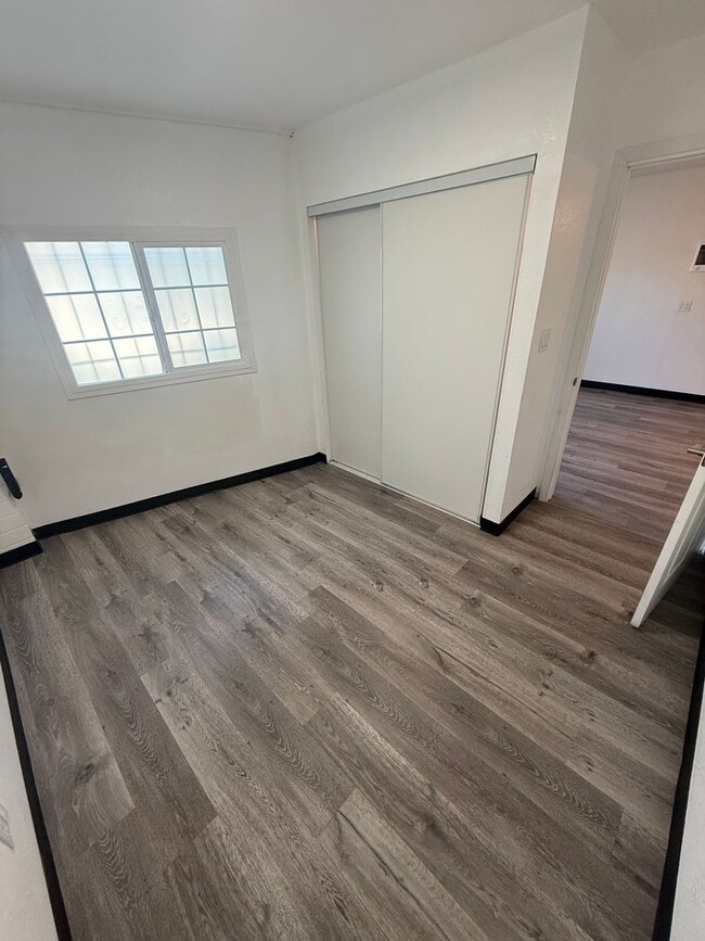 Building Photo - Affordable House in San Diego