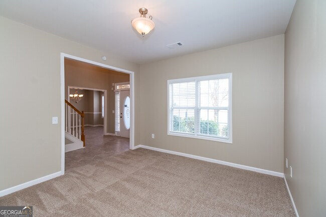 Building Photo - 2905 Hollow Trce