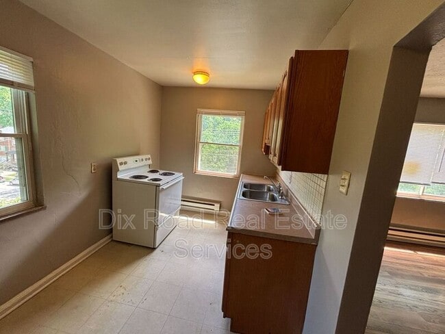 Foto del edificio - 3121 Gobel Ave