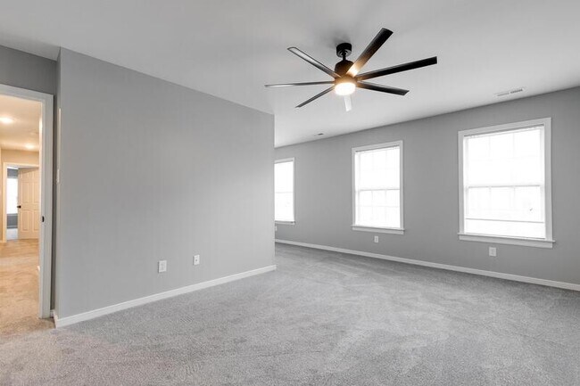 Building Photo - 6111 Pond Grass Rd