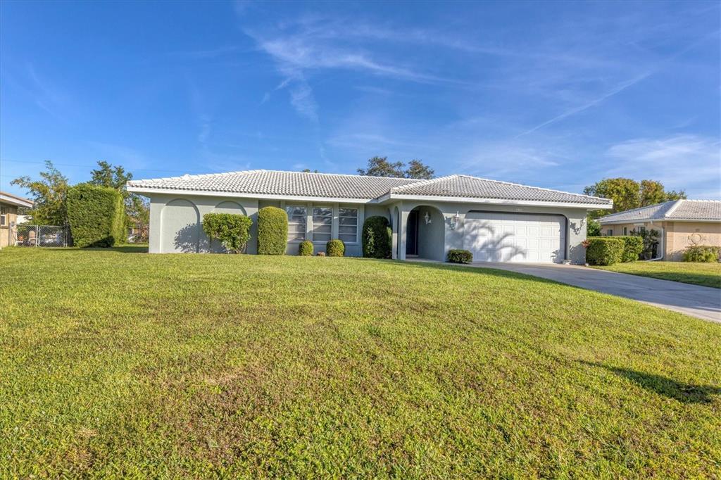 Primary Photo - 213 Giotto Dr