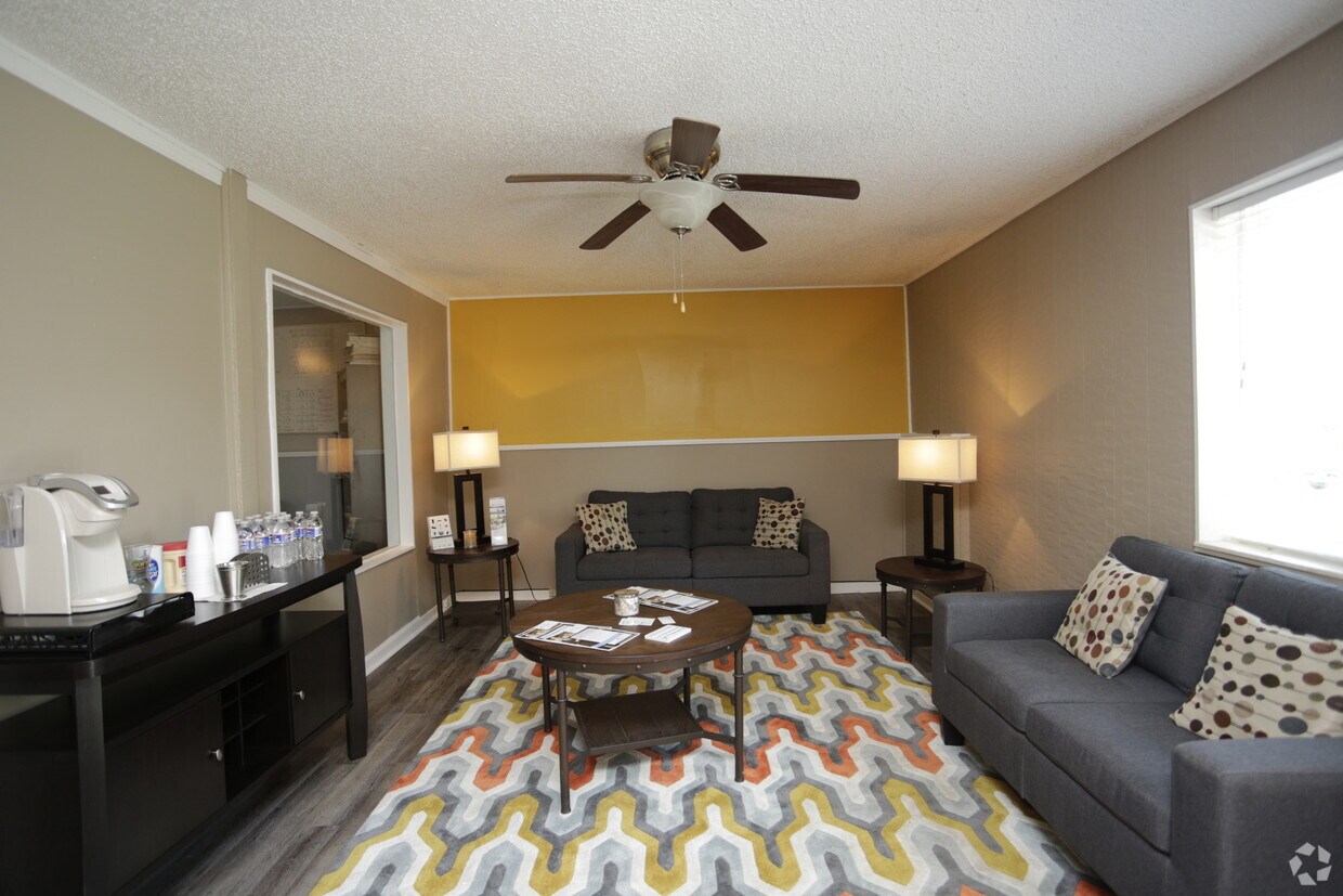 Stone Oak Apartments Apartments 3151 Jennings Rd Independence, MO