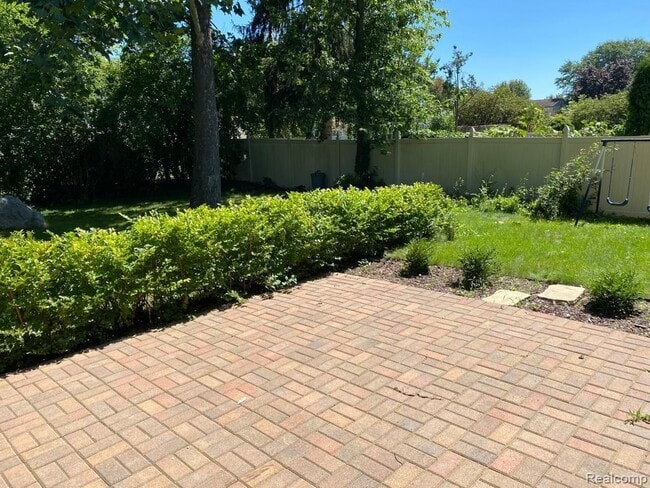 Foto del edificio - 24888 Apple Crest Dr