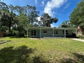 Building Photo - 1215 NE 21 Ave