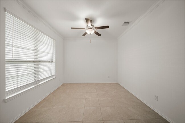 Building Photo - 1706 Country Air Ln