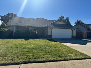 Building Photo - 3071 Stonecrest Pl