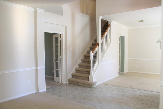 Foto del edificio - 2317 Orleans Ln
