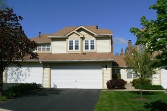 Building Photo - 40 Sarahs Grove Ln