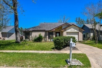 Building Photo - 10110 Shadow Pine Dr