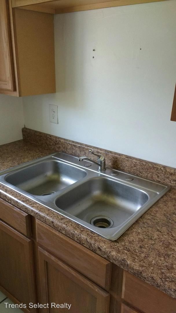 2578 Pitcairn Rd, Monroeville, PA 15146 Condo for Rent in Monroeville