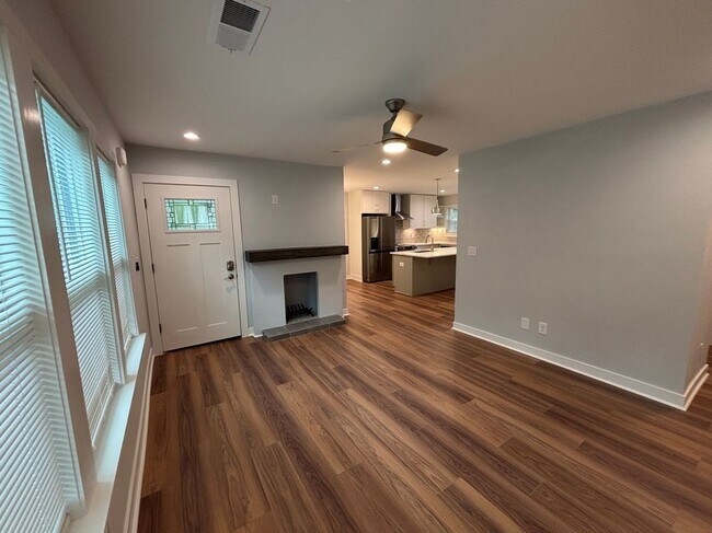 Foto del edificio - 1389 Lanvale Dr SW