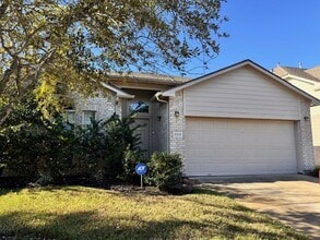 Building Photo - 25219 Diamond Ranch Dr