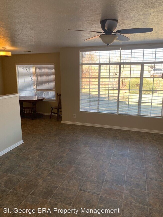 Building Photo - 2 br, 1 bath House - 6220 W 140 N #9