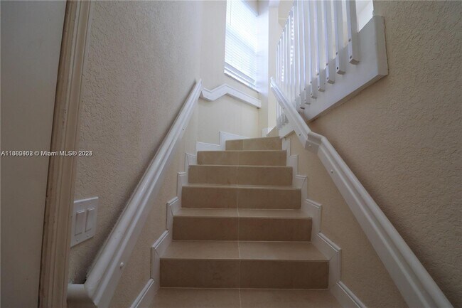 Foto del edificio - 741 SW 148th Ave