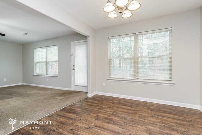 Foto del edificio - 935 Justice Dr