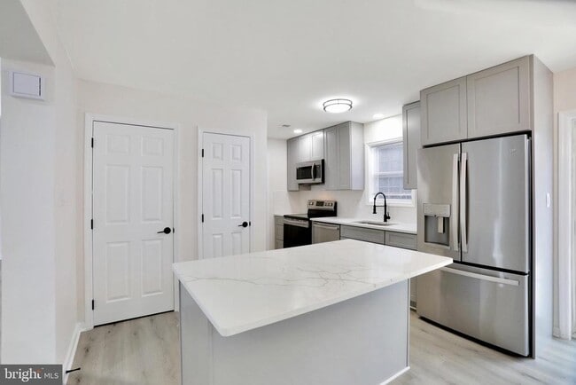 Building Photo - 35355 Hamlin School Ln