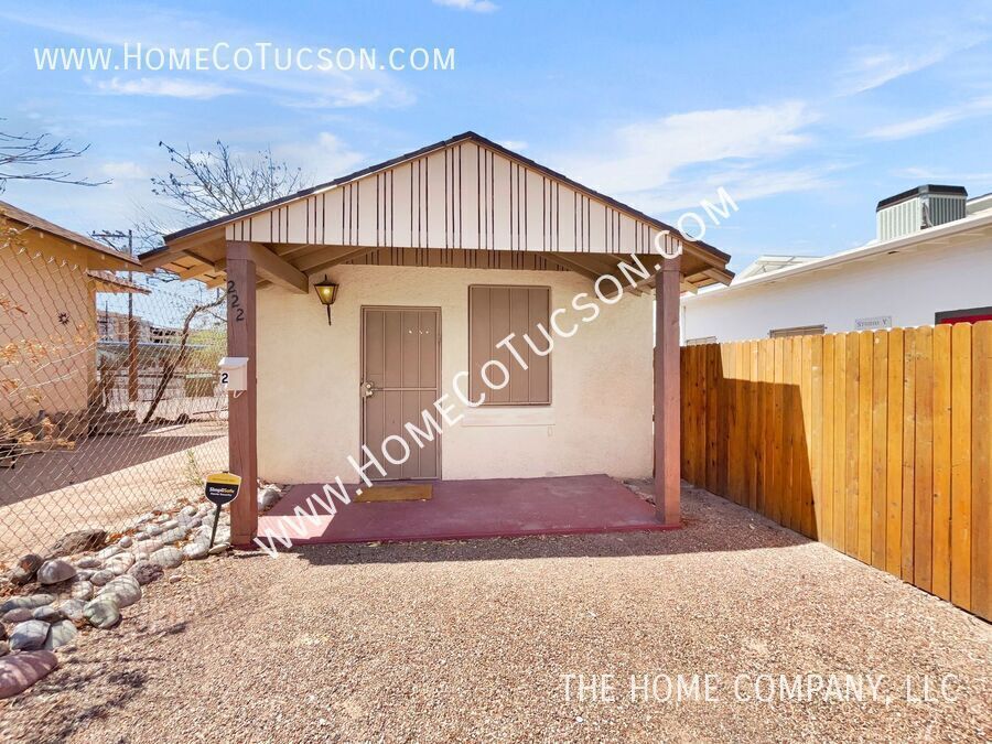 Photo - 222 E 4th Street (Guest House)-