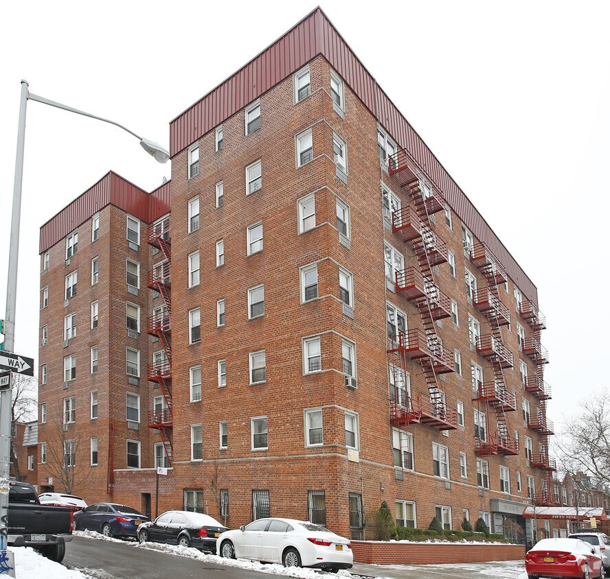 Primary Photo - 59 Gelston Ave