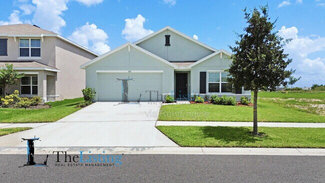 Building Photo - 822 Will Scarlett Ave