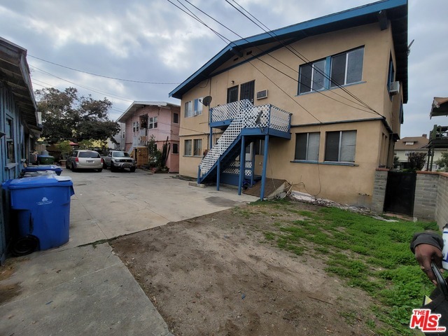 Foto del edificio - 2932 1/2 Normandie Ave