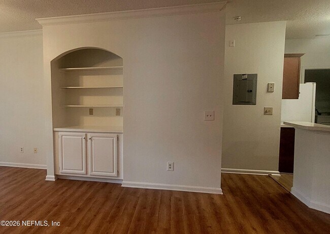 Foto del edificio - 1300 Riverplace Blvd