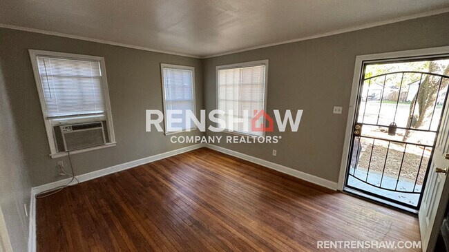 Building Photo - 1041 Isabelle St