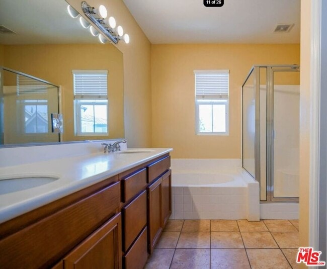 Building Photo - 1241 Ivy Terrace