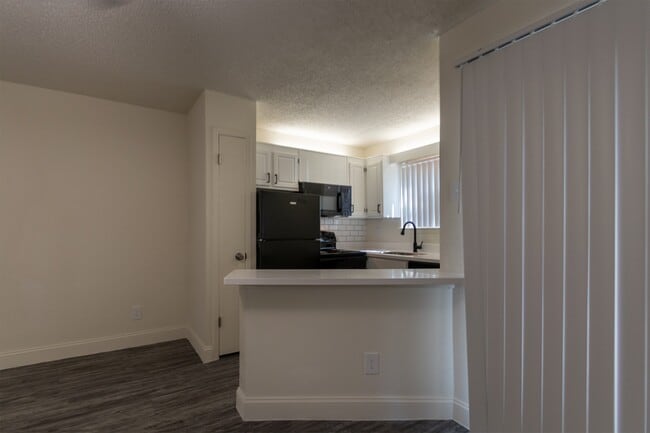 Cambridge Court 5959 E Northwest Hwy Dallas TX 75231 Apartments com Cambridge Court 5959 E Northwest Hwy Dallas TX 75231 Apartments com