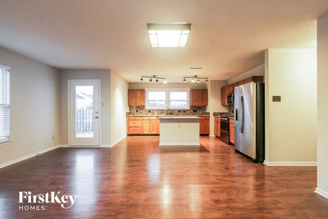Building Photo - 14168 Country Breeze Ln