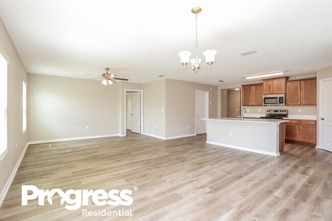 Building Photo - 6762 Sandle Dr