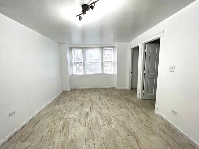 Foto del edificio - 2312 W 23rd St