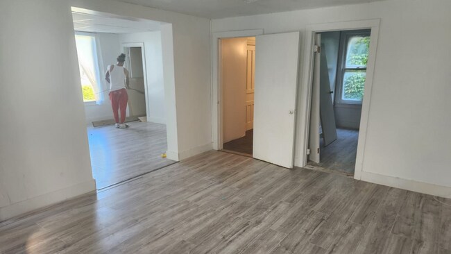 Foto del edificio - 27 Milton Ave