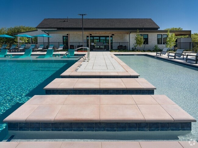 Building Photo - parcHAUS at Paloma Creek