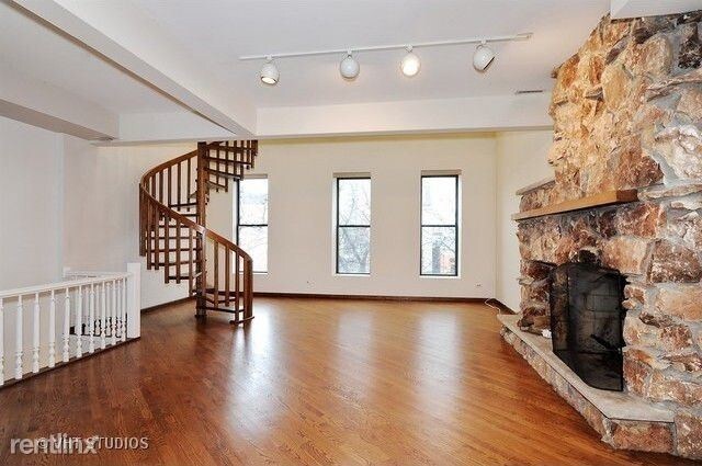 Building Photo - 1538 N Wells St
