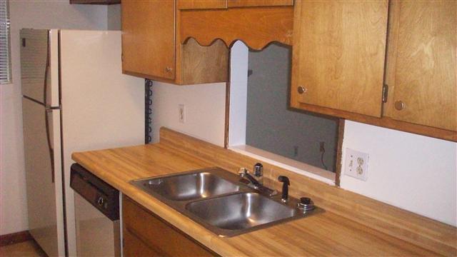 Building Photo - 206 Parkbrook Cir