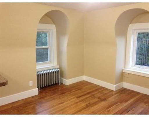 Building Photo - 72 Linden St