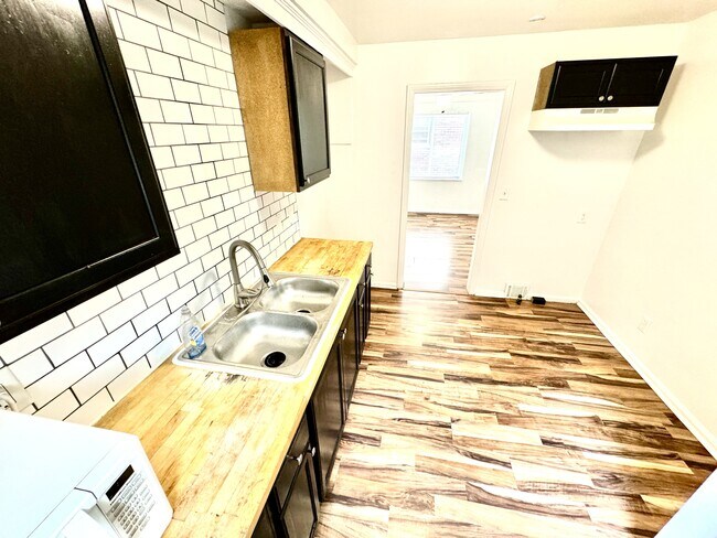 Foto del edificio - 11179 Stockwell St