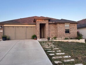 Building Photo - 136 Ragnar Dr