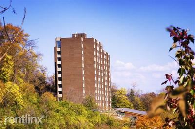 Primary Photo - 7070 Forward Ave