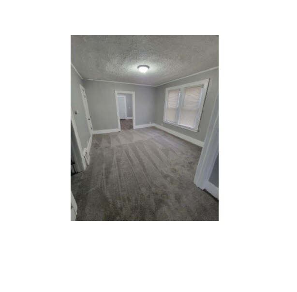 Foto del edificio - 7530 Hanover Ave