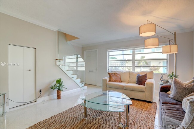 Foto del edificio - 5450 N Ocean Blvd