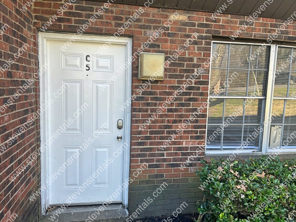 Primary Photo - 441 Harding Pl